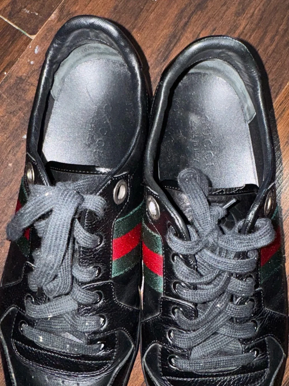 Gucci Black Leather Web Low Top Sneakers with Red and Green
